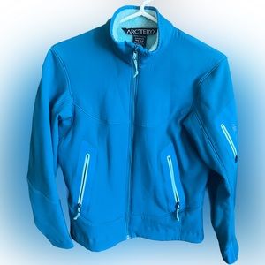 Arcteryx womens soft shell jacket
